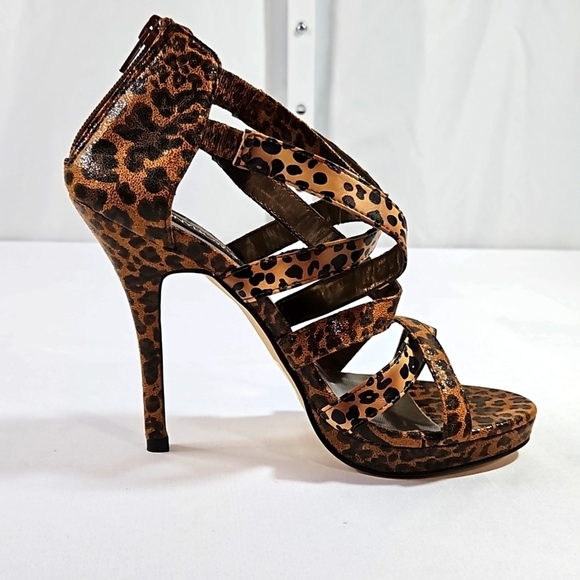 TonyBowls Brown Animal print Heels Size 7 - Picture 1 of 6